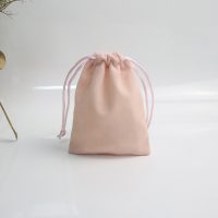 6" x 4" Velvet Drawstring Gift Pouch - Image 4